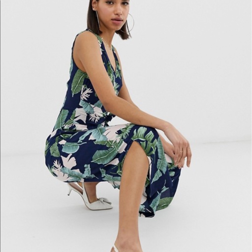 🎉HP🎉NWT Palm Print Jumpsuit by AX PARIS ASOS - Picture 2 of 6